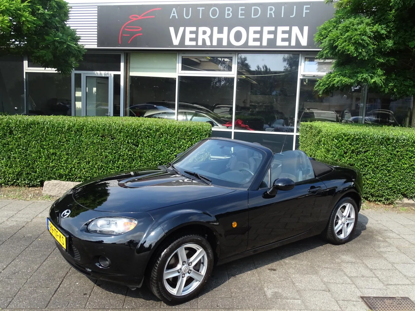 Mazda MX-5 (2006) — foto 1