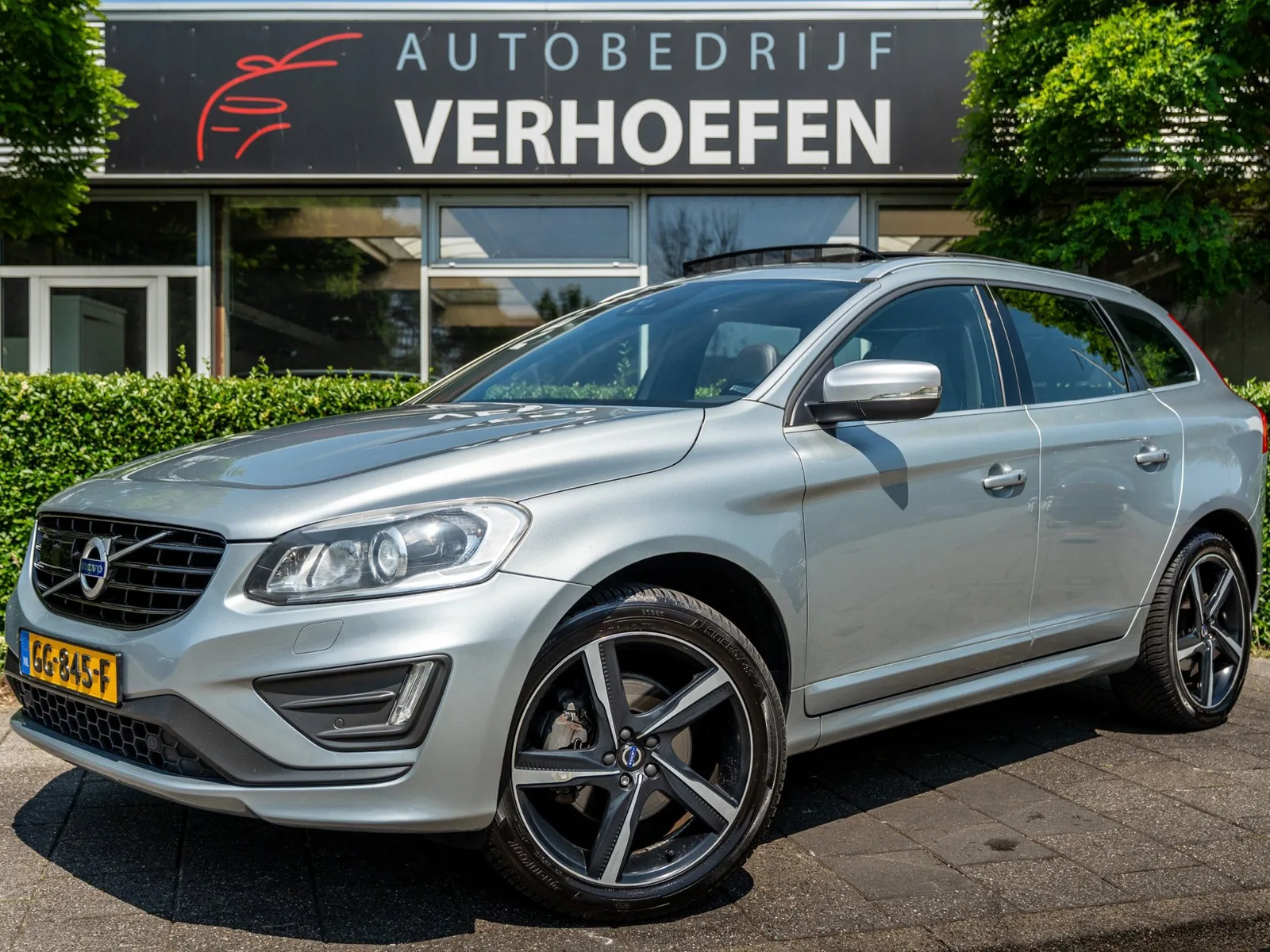 Volvo XC60 (2015) — foto 1