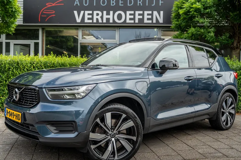 Volvo XC40 (2022)