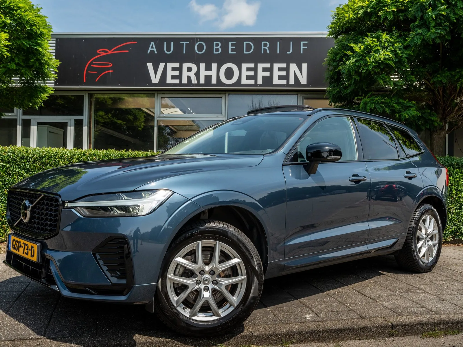 Volvo XC60 (2022) — foto 1