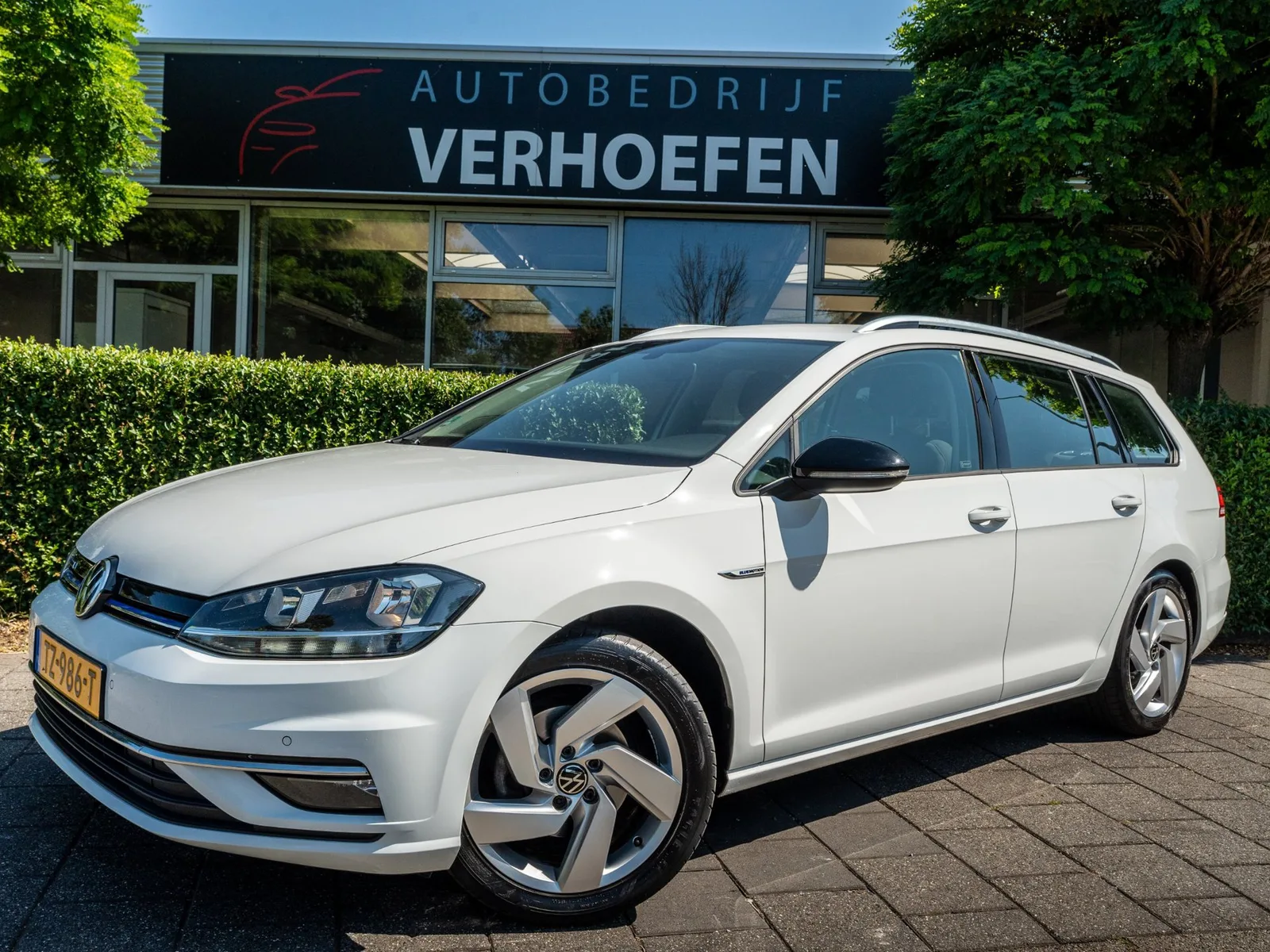 Volkswagen Golf (2018) — foto 1