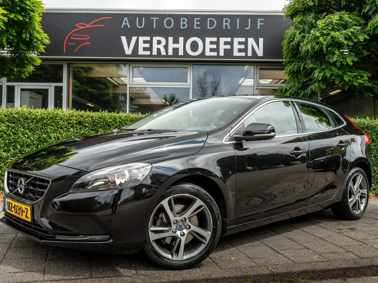 Volvo V40 (2016) — foto 1
