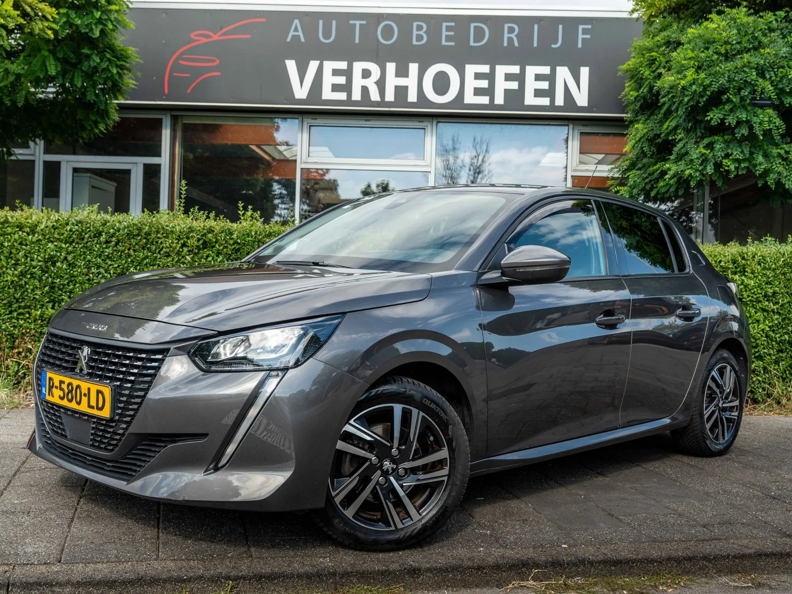 Peugeot 208 (2022) — foto 1