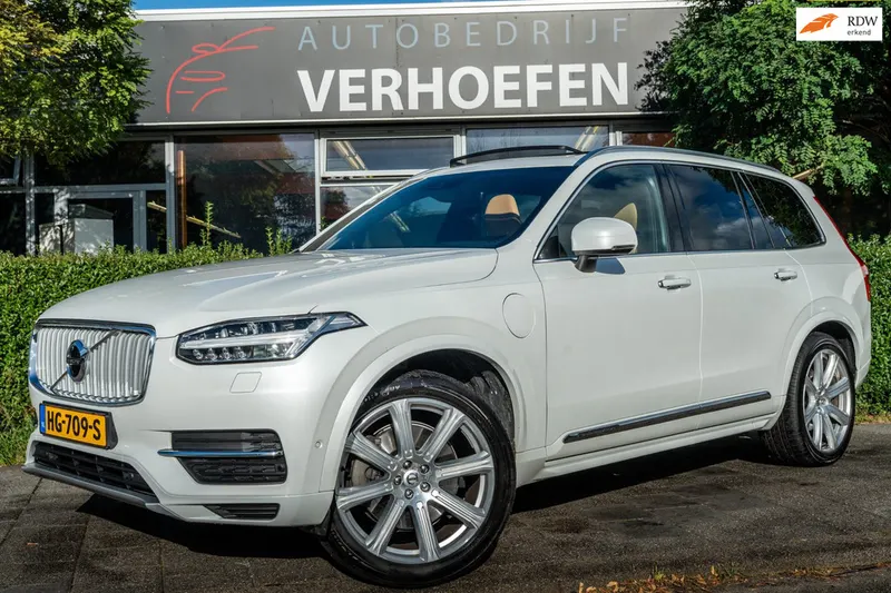 Volvo XC90 (2015)