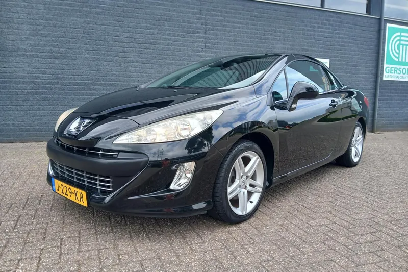 Peugeot 308 (2010)
