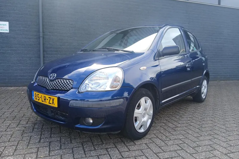 Toyota Yaris (2003)