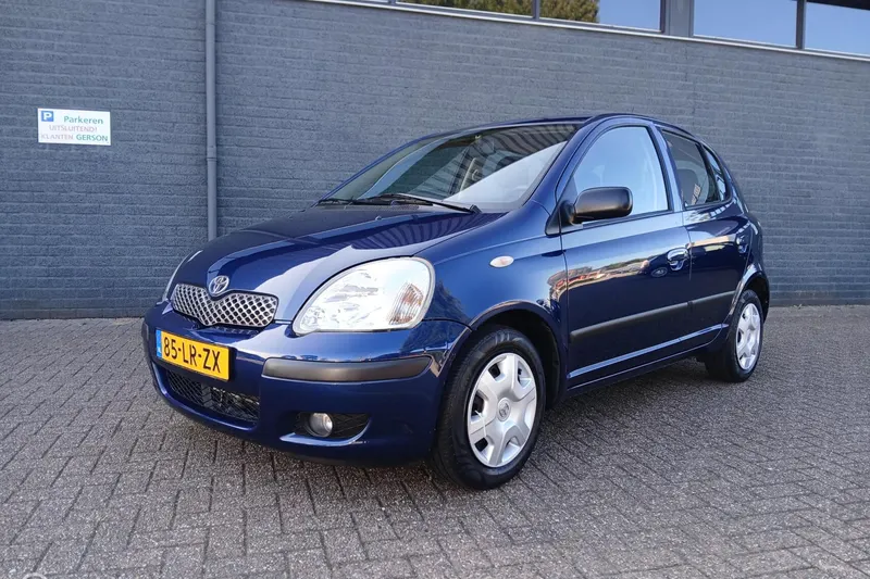 Toyota Yaris (2003)