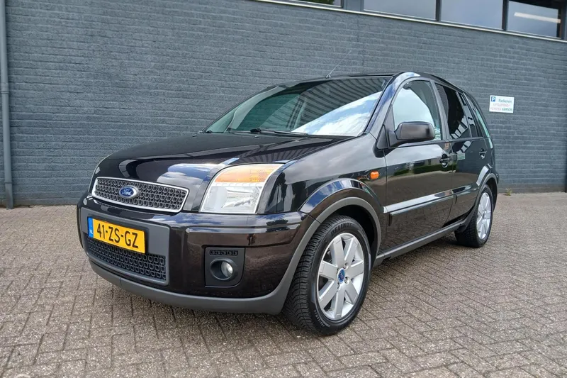 Ford Fusion (2008)