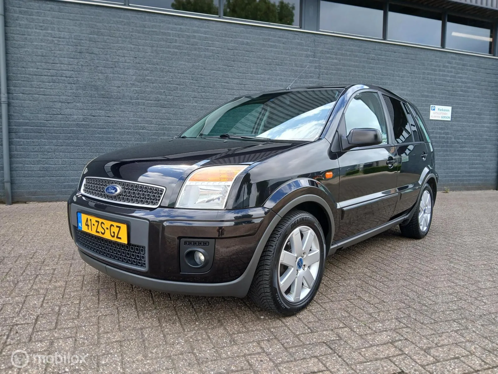 Ford Fusion (2008) — foto 1