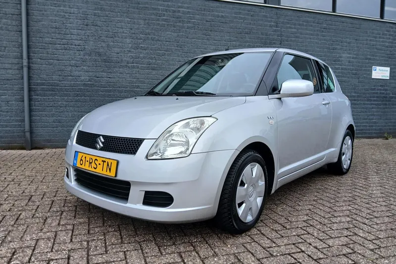 Suzuki Swift (2005)