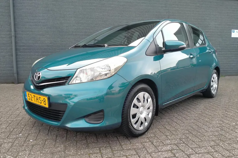 Toyota Yaris (2012)