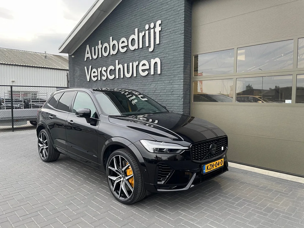 Volvo XC60 (2023) — foto 1