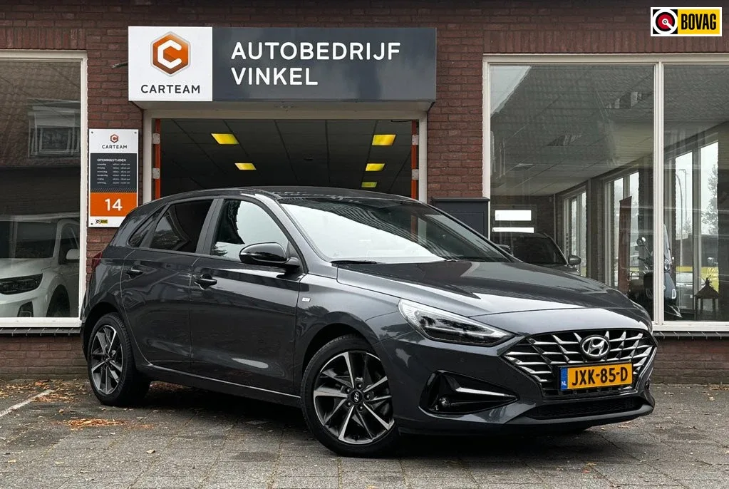 Hyundai i30 (2024) — foto 1