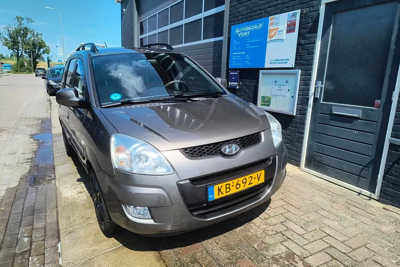 Hyundai Matrix (2010)