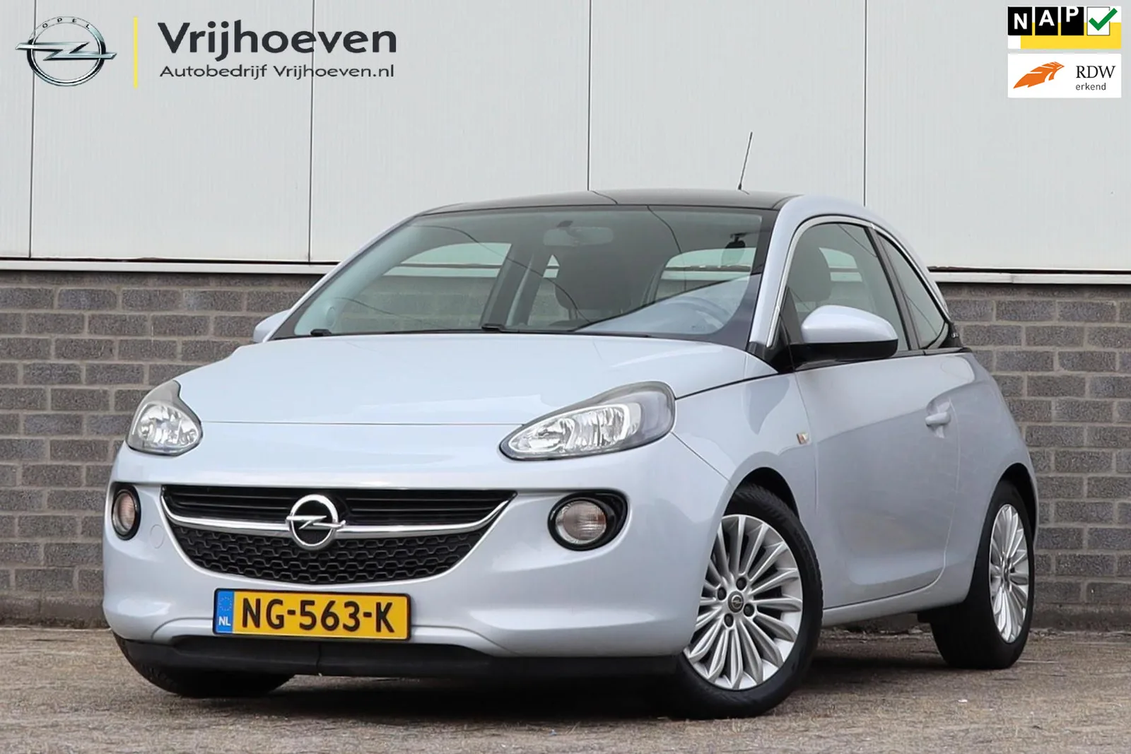Opel Adam (2015) — foto 1
