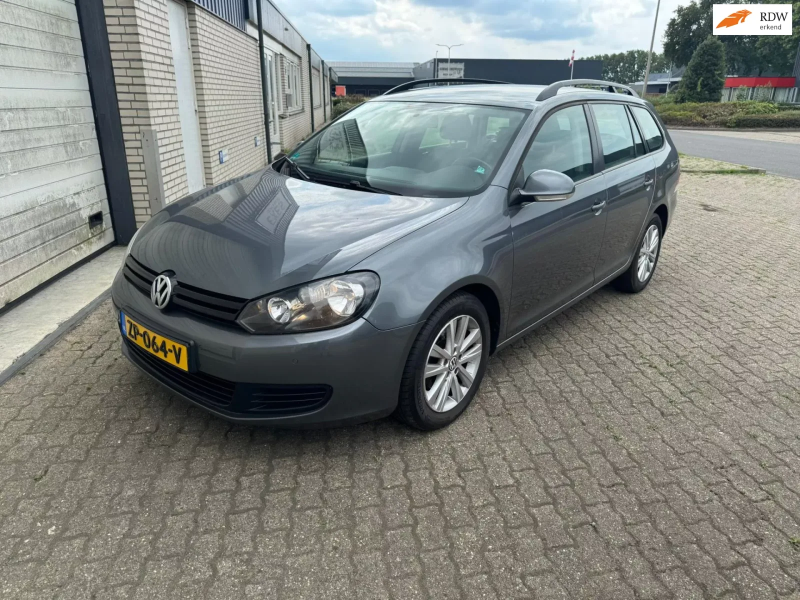 Volkswagen Golf (2011) — foto 1