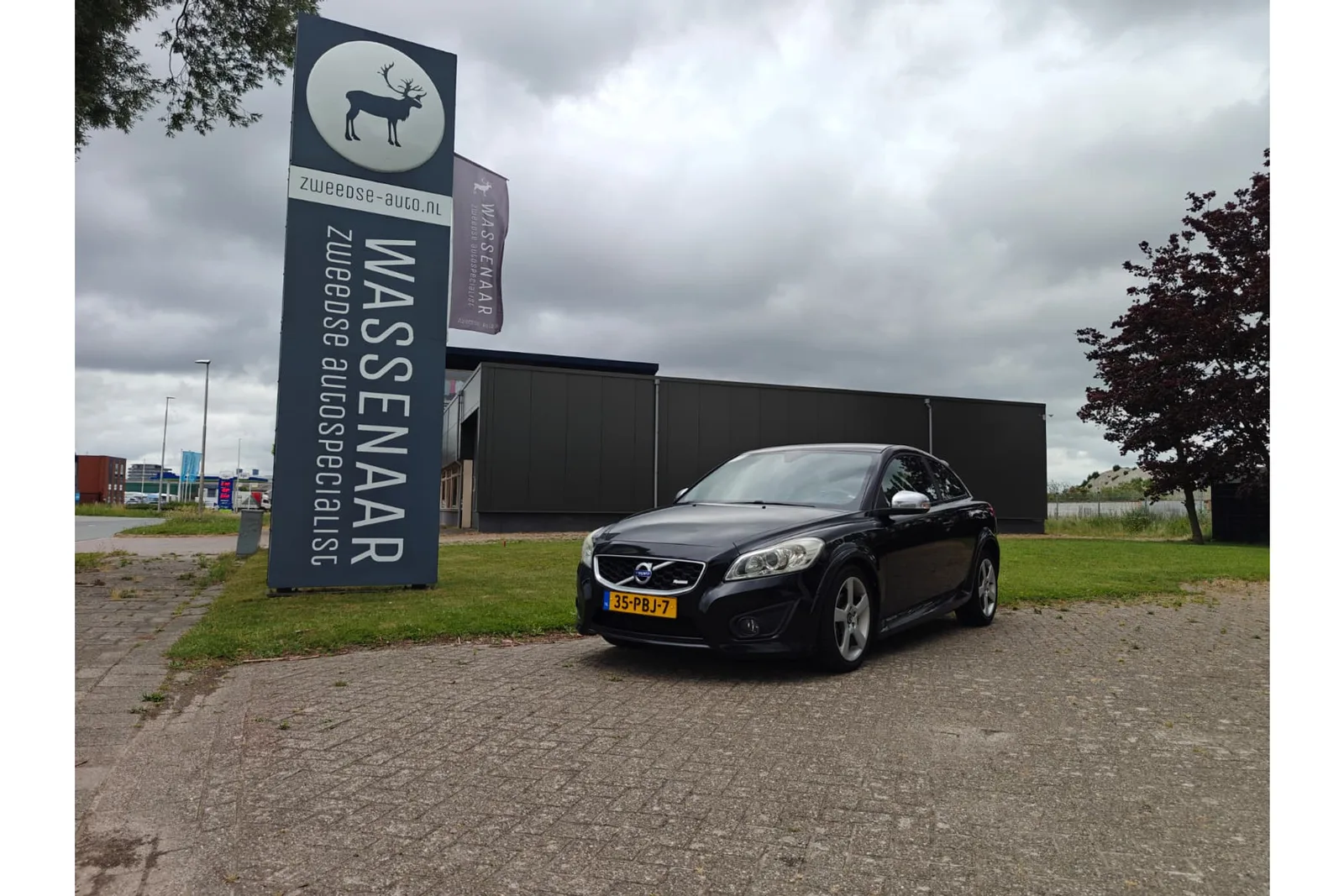 Volvo C30 (2011) — foto 1