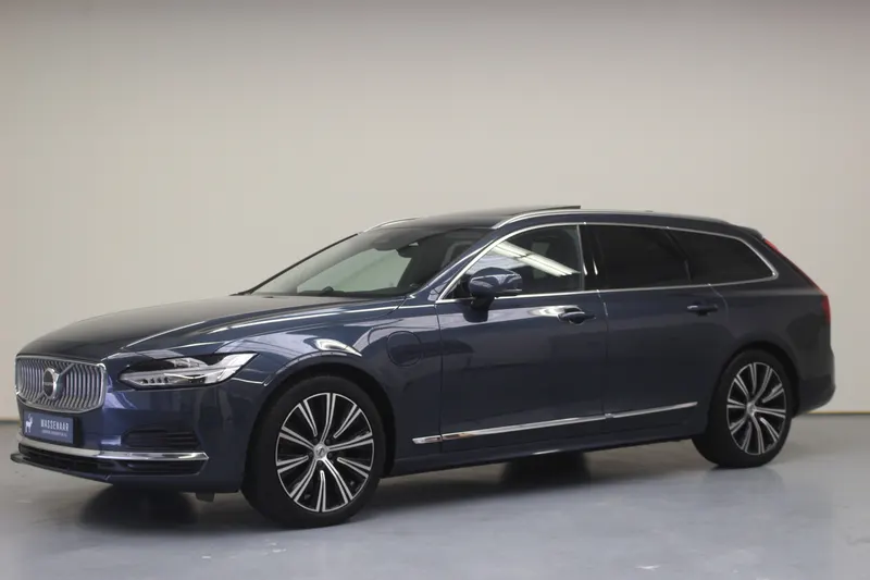 Volvo V90 (2023)