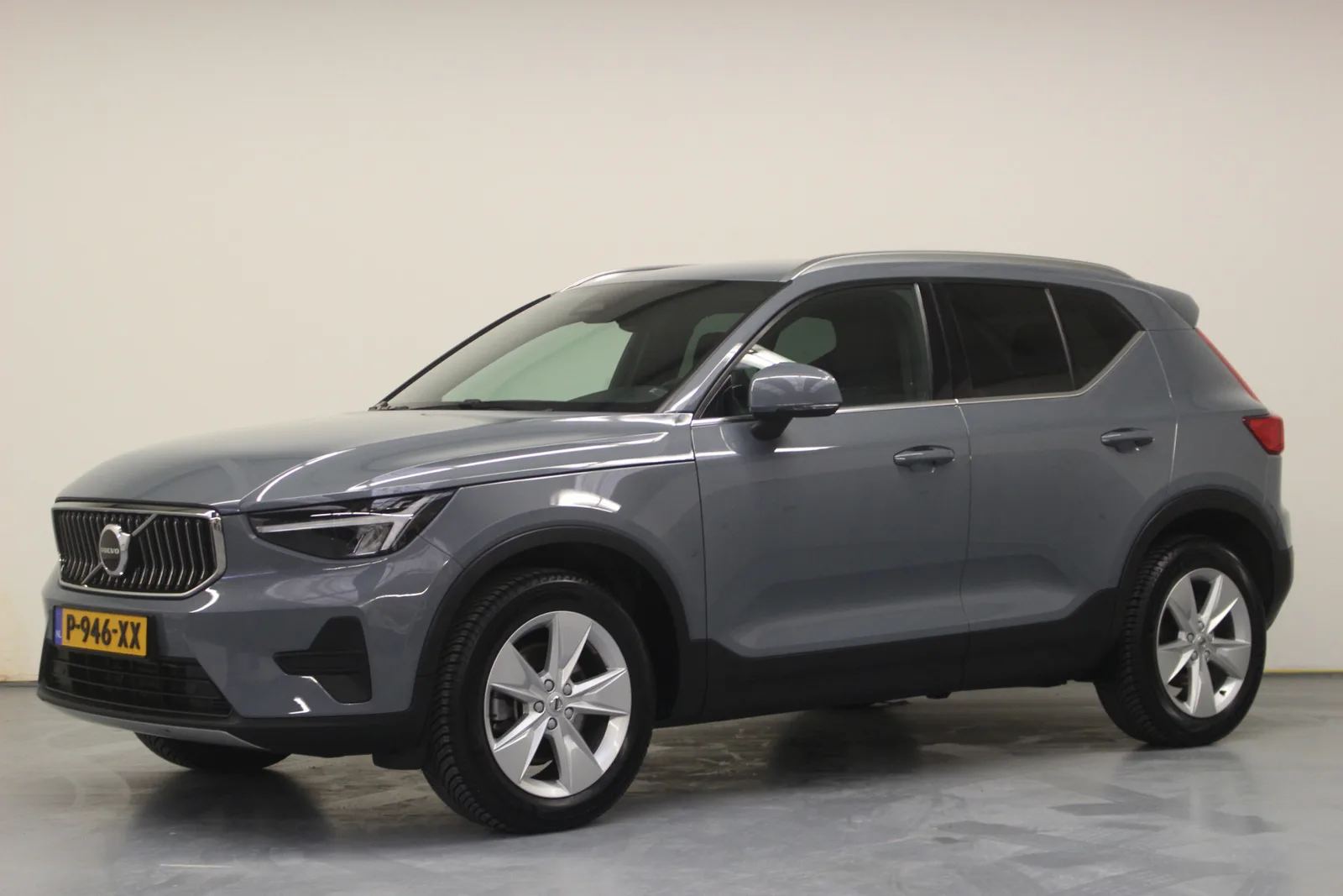 Volvo XC40 (2022) — foto 1