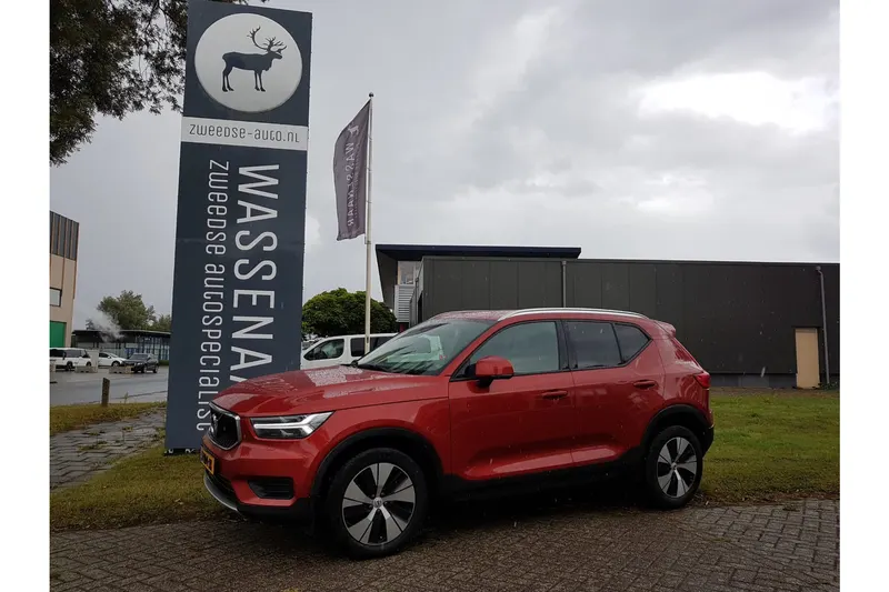 Volvo XC40 (2022)