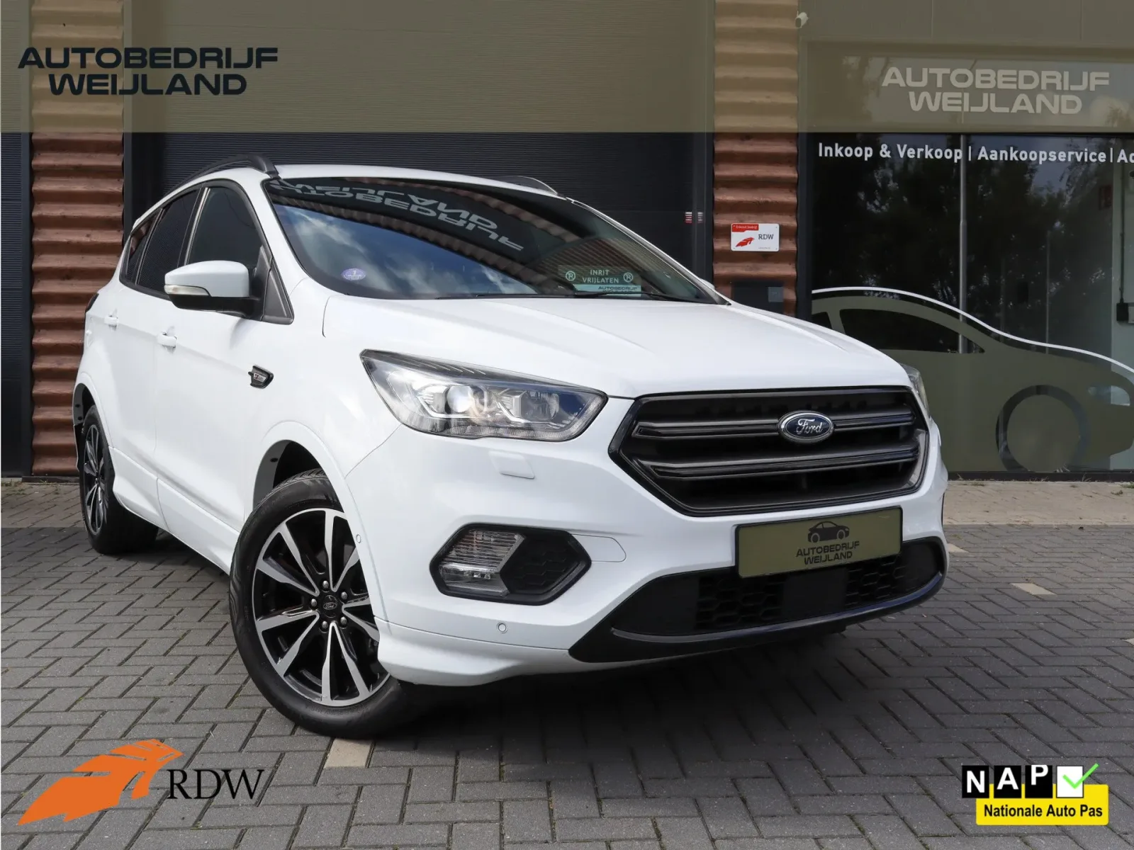 Ford Kuga (2018) — foto 1