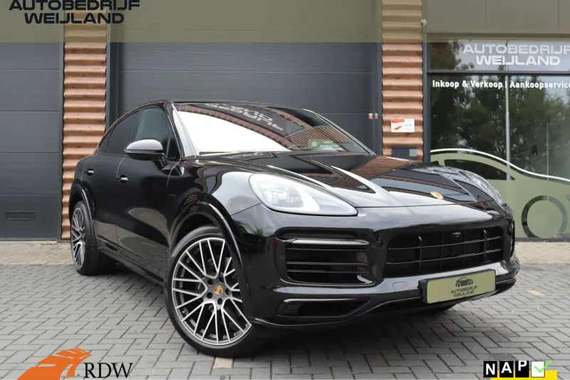 Porsche Cayenne (2023)