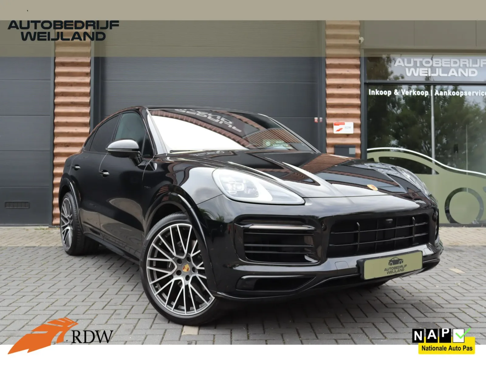 Porsche Cayenne (2023) — foto 1