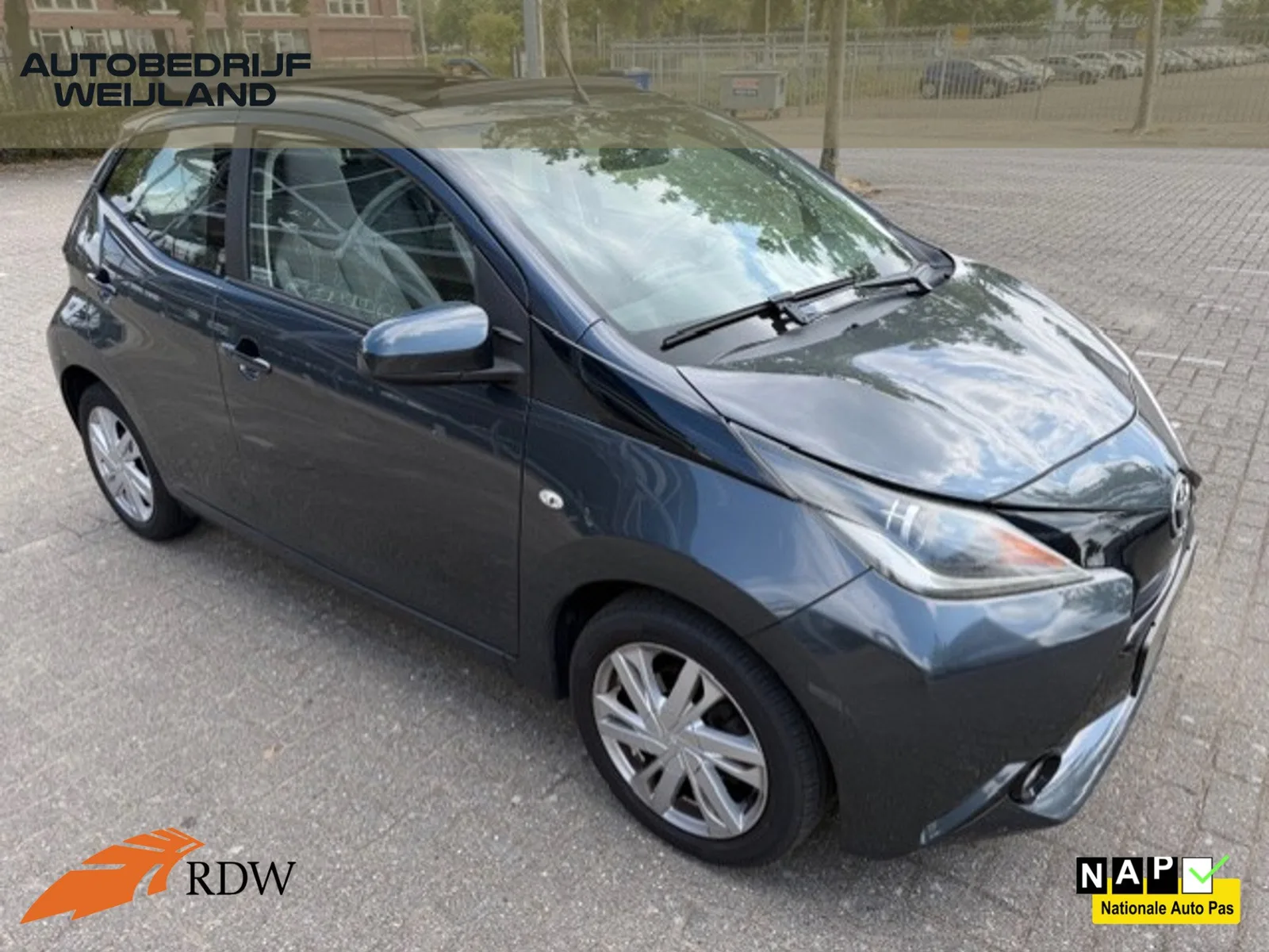 Toyota Aygo (2015) — foto 1