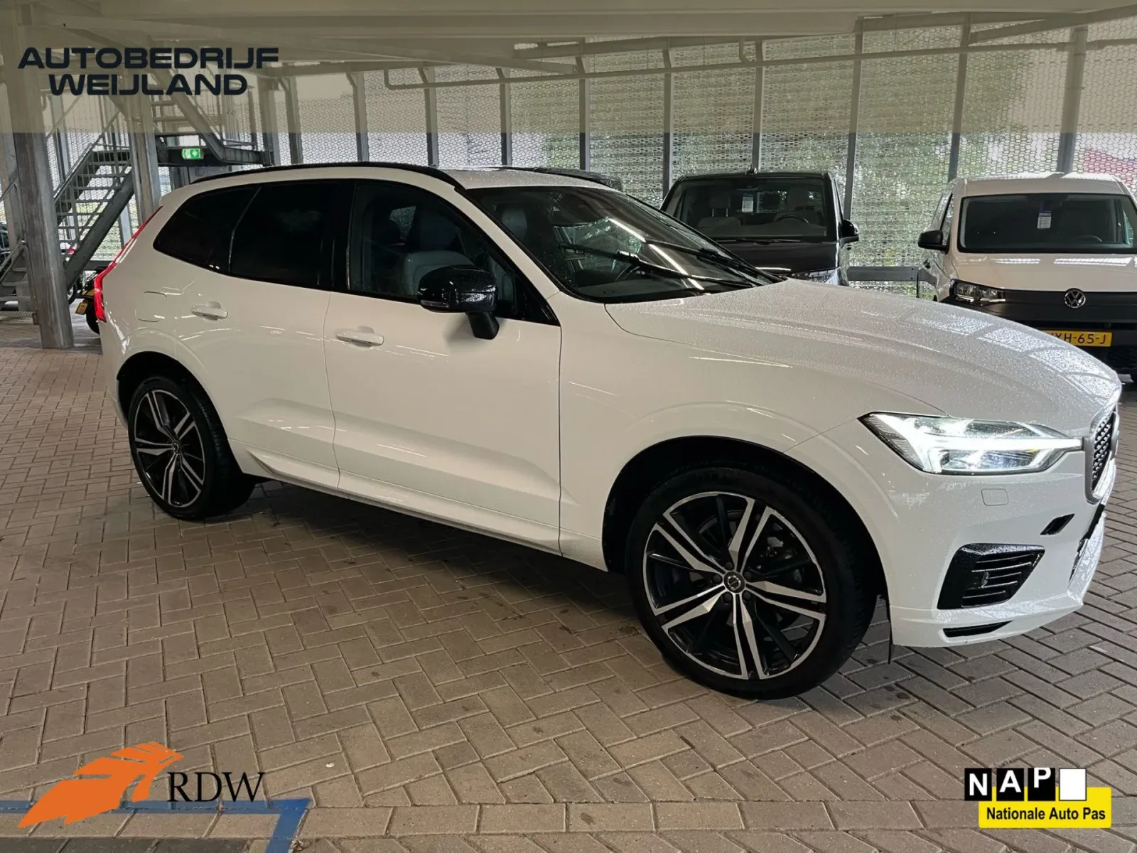 Volvo XC60 (2020) — foto 1