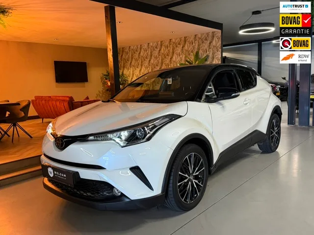 Toyota C-HR (2018) — foto 1