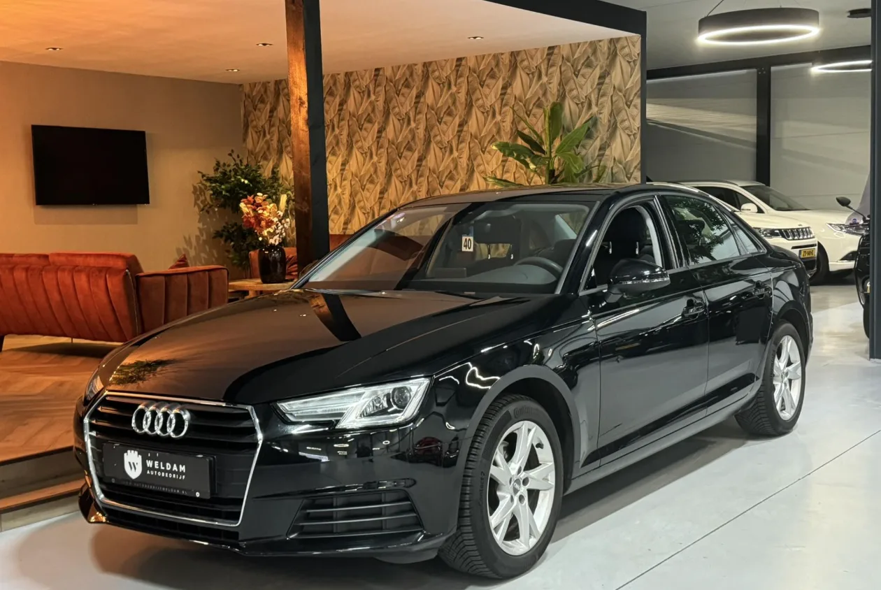 Audi A4 (2018) — foto 1