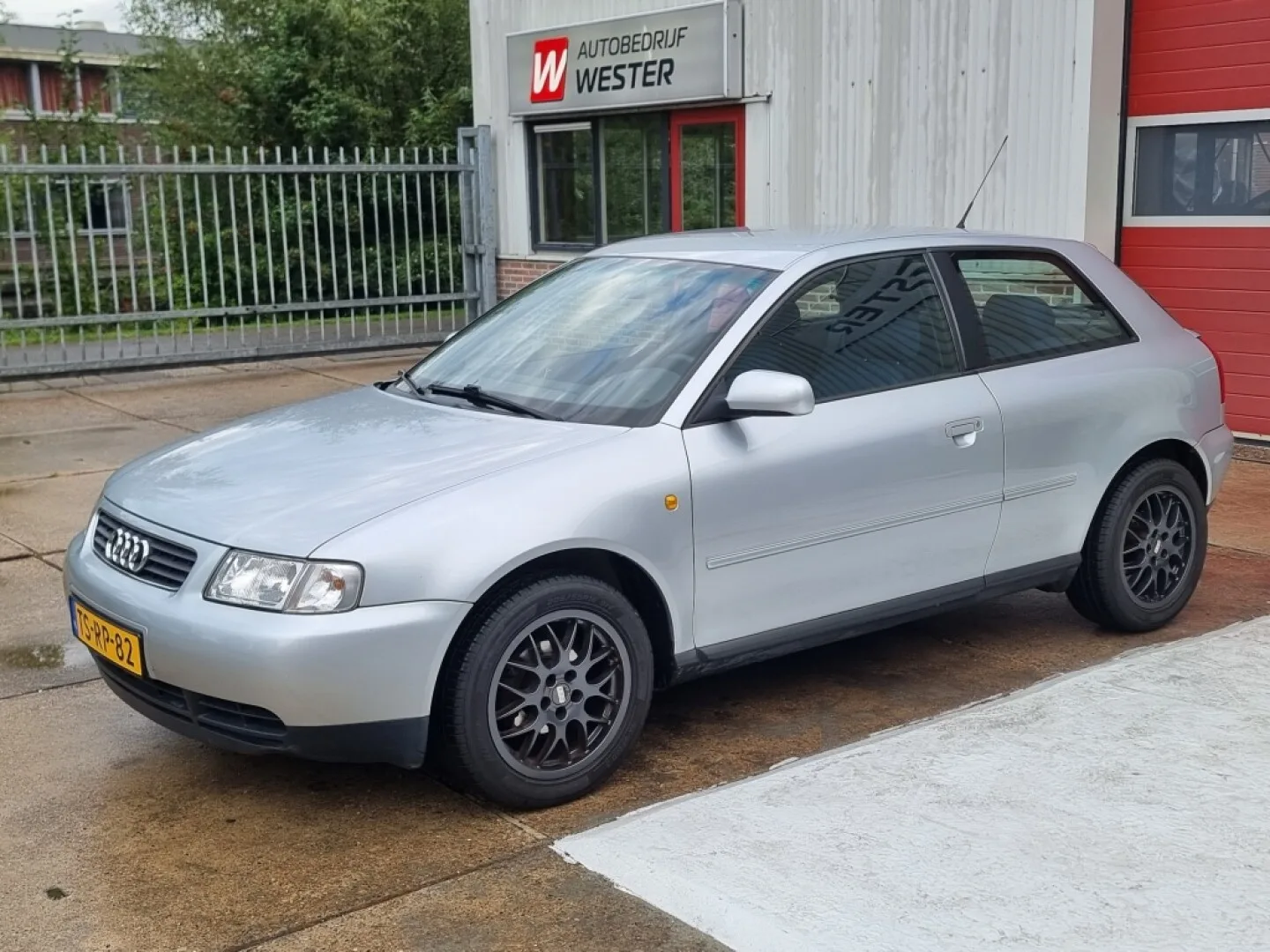 Audi A3 (1998) — foto 1