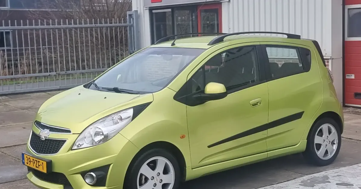 Chevrolet Spark (2011) — foto 1