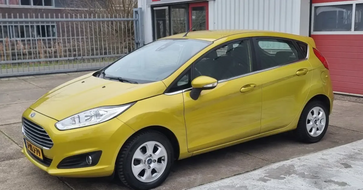 Ford Fiesta (2013) — foto 1