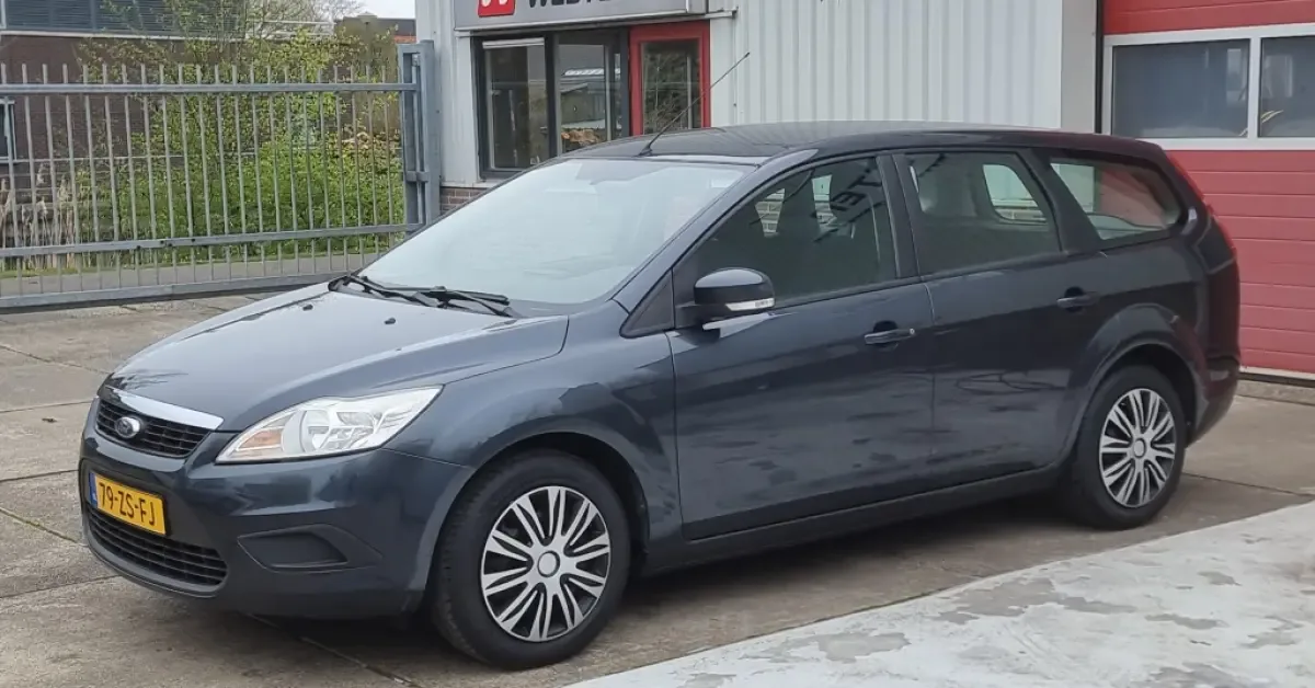 Ford Focus (2008) — foto 1