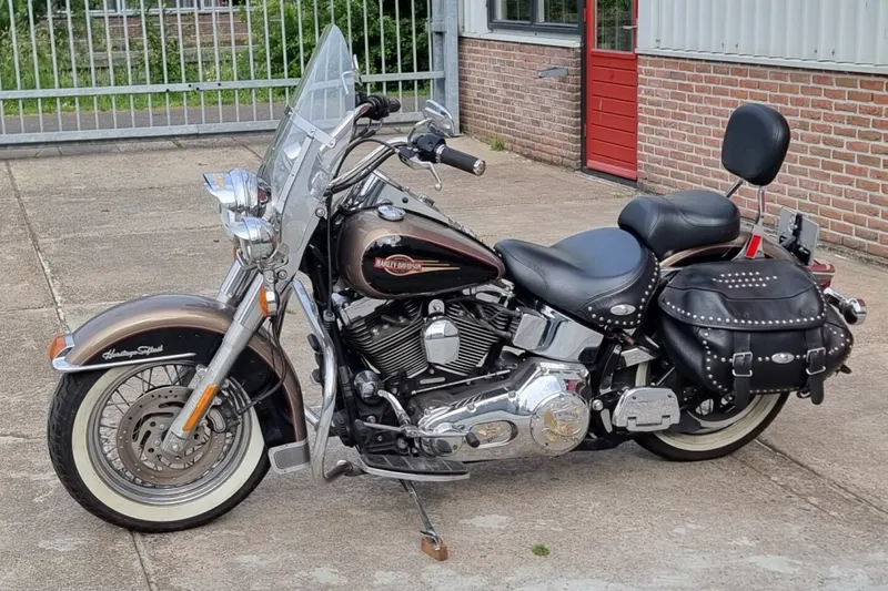 Harley-Davidson Heritage Softail Classic (2005)