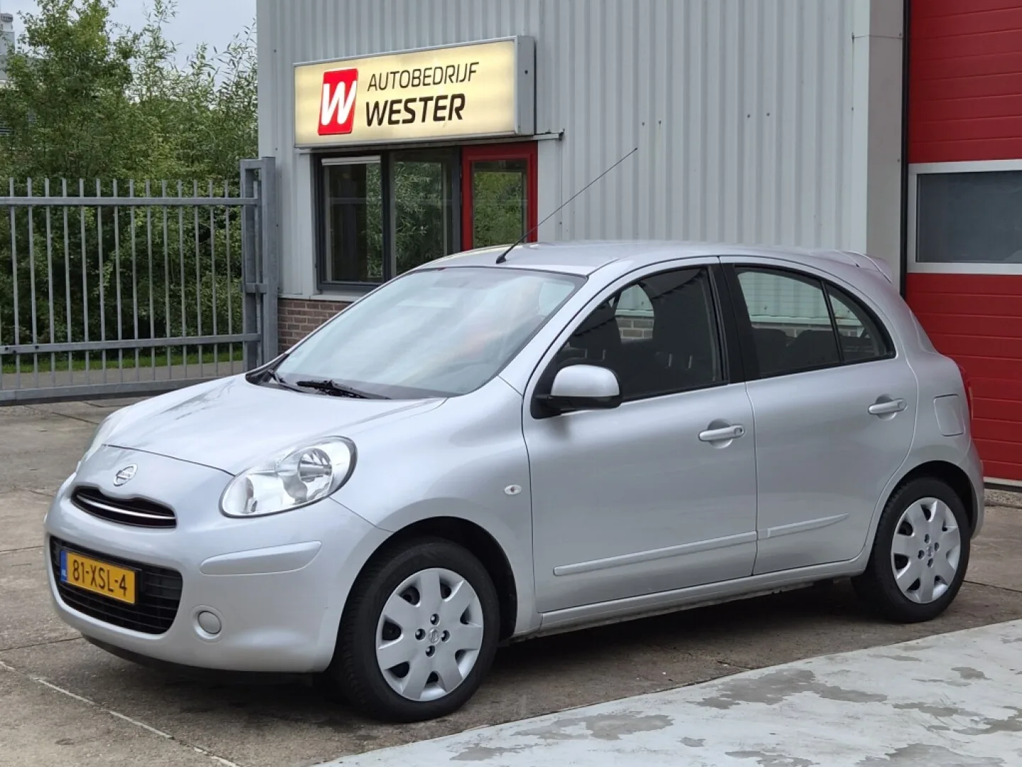 Nissan Micra (2012) — foto 1