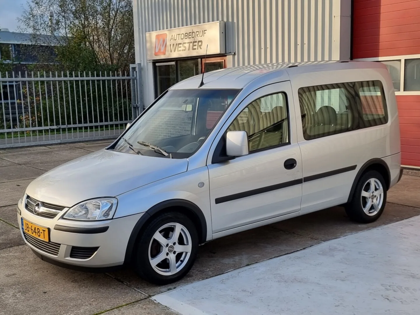 Opel Combo Tour (2008) — foto 1