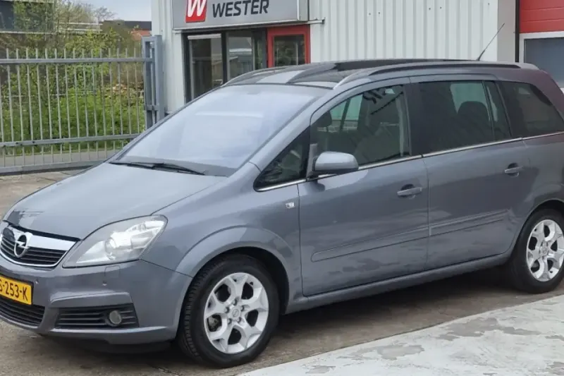 Opel Zafira (2005)