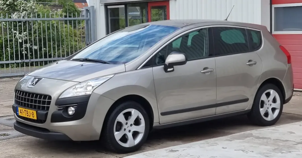 Peugeot 3008 (2012) — foto 1
