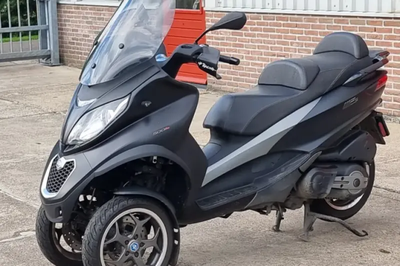 Piaggio Scooter (2017)
