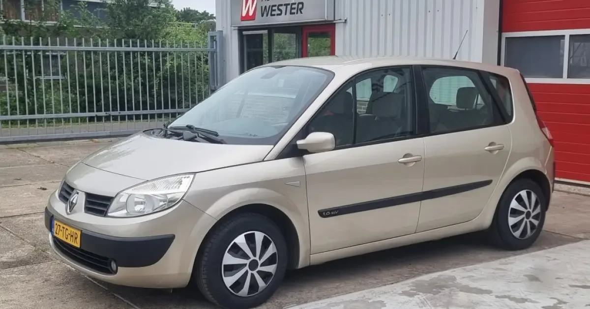 Renault Scénic (2006) — foto 1