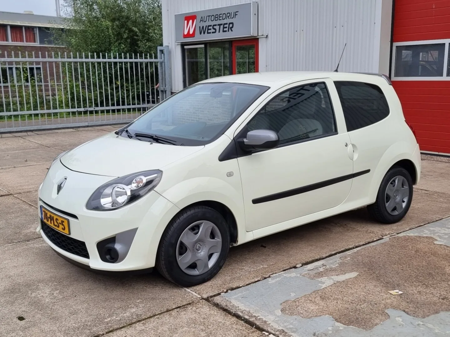Renault Twingo (2011) — foto 1