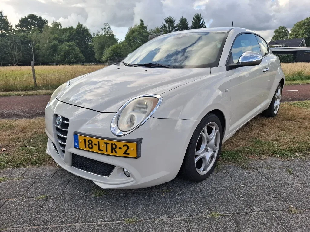 Alfa Romeo Mito (2009) — foto 1
