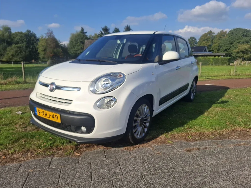 Fiat 500L (2013) — foto 1