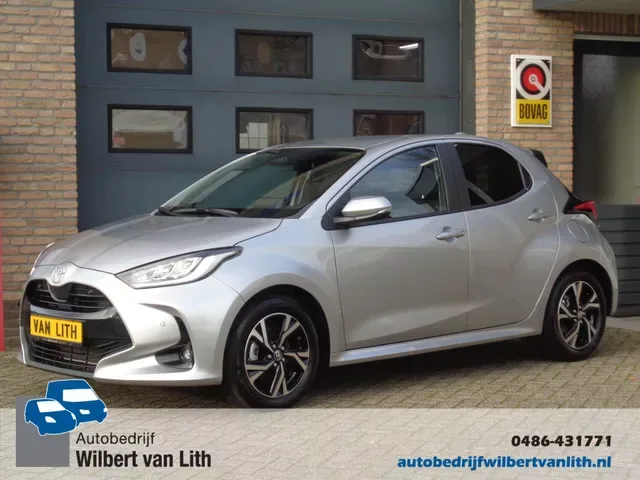Toyota Yaris (2025) — foto 1