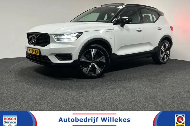 Volvo XC40 (2022)