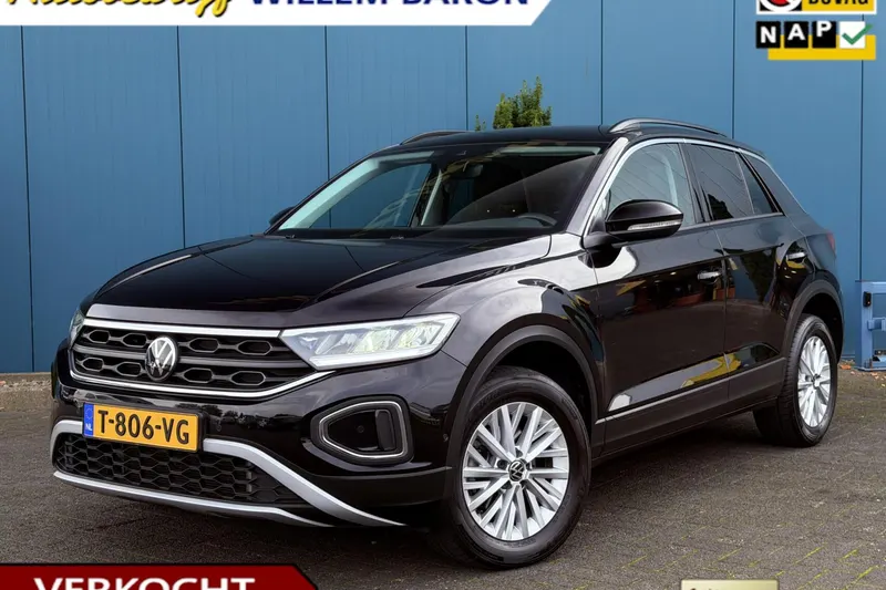 Volkswagen T-Roc (2023)