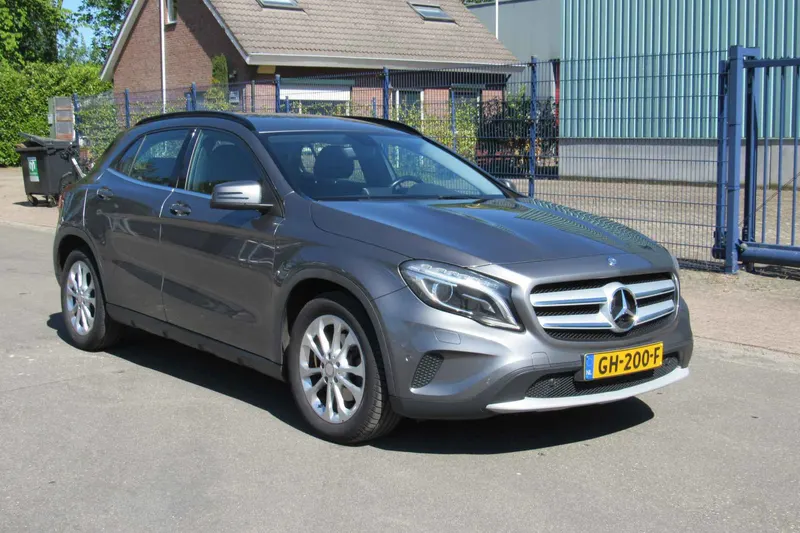 Mercedes-Benz GLA (2014)
