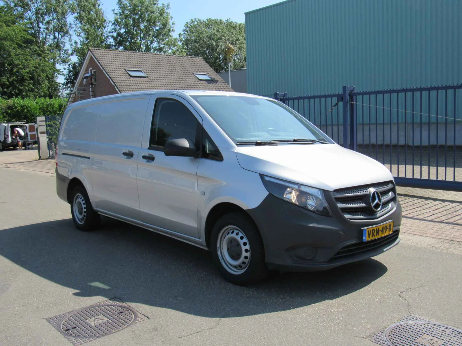 Mercedes-Benz Vito (2022) — foto 1